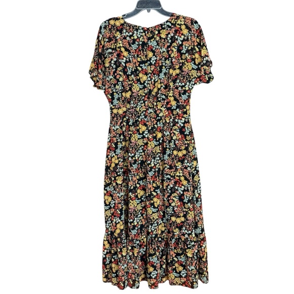 Madewell Dark Floral Flutter Sleeve V-Neck Tiered Midi Dress Size 6 - Picture 8 of 16